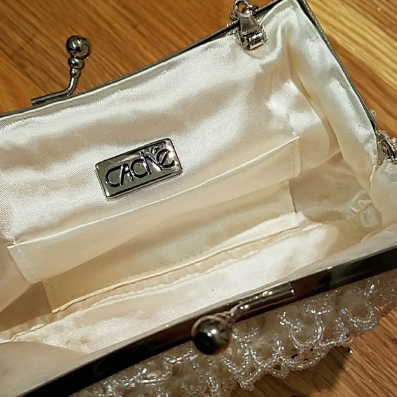 Cache White sequin bridal evening bag clutch - Picture 4 of 8